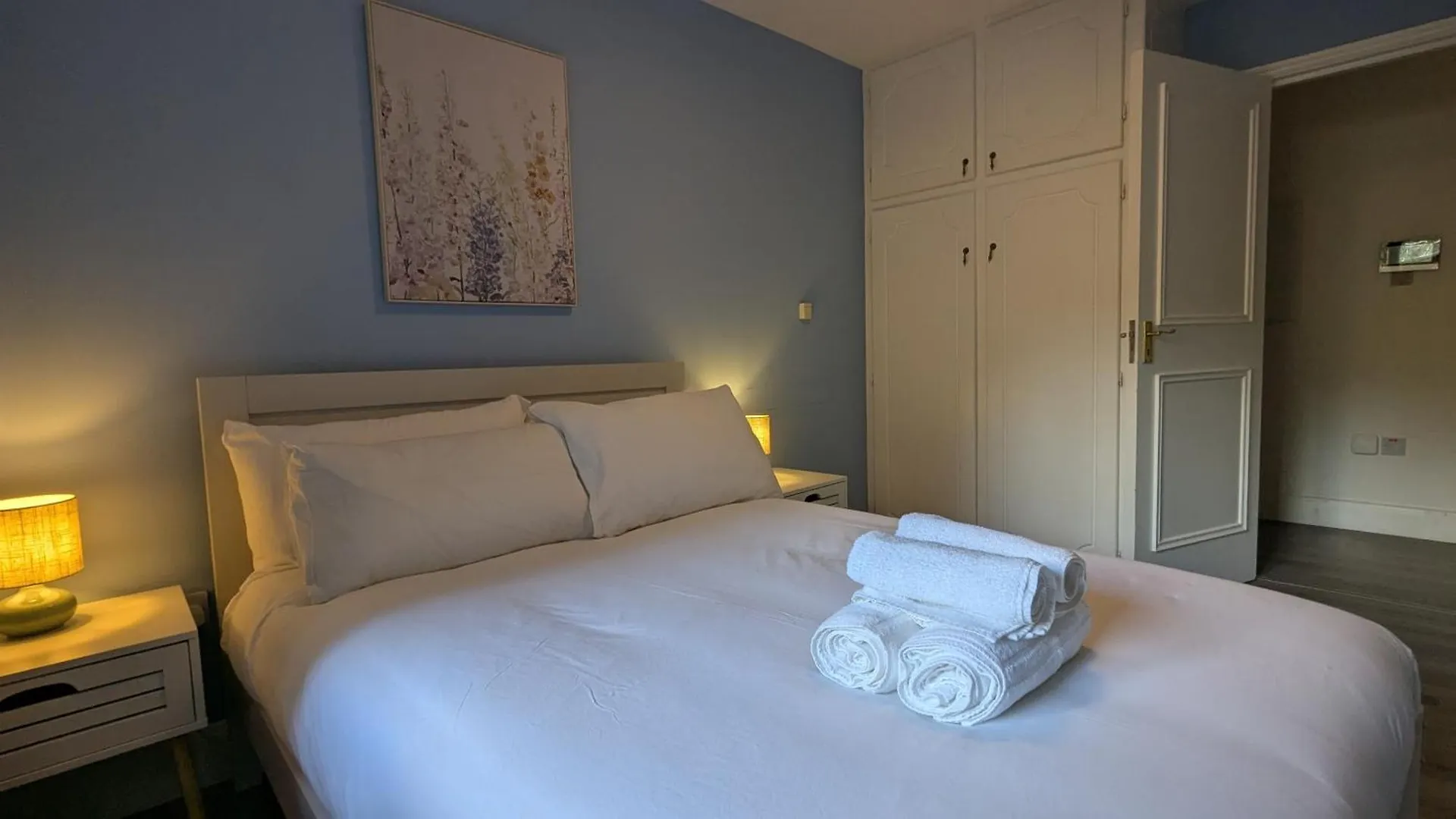 Appartamento Upgraded & Slick 2Bd Heart Of City At Christchurch Dublino