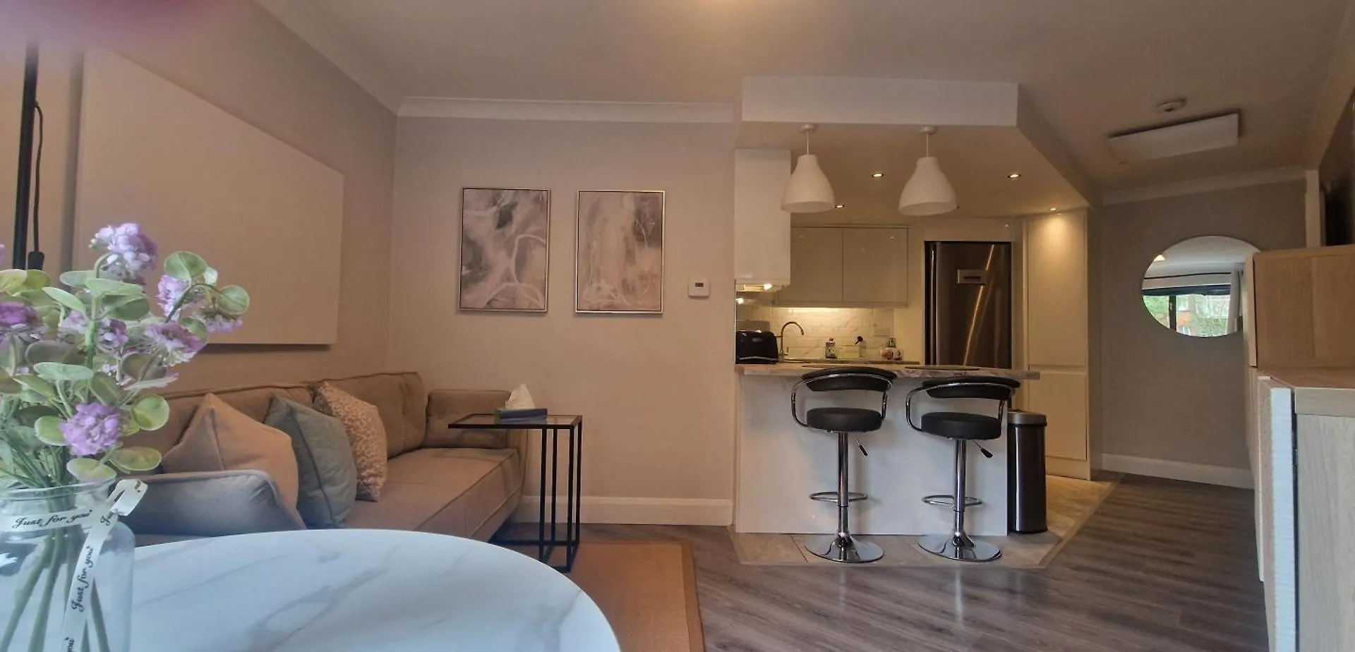 Upgraded & Slick 2Bd Heart Of City At Christchurch Dublino Irlanda