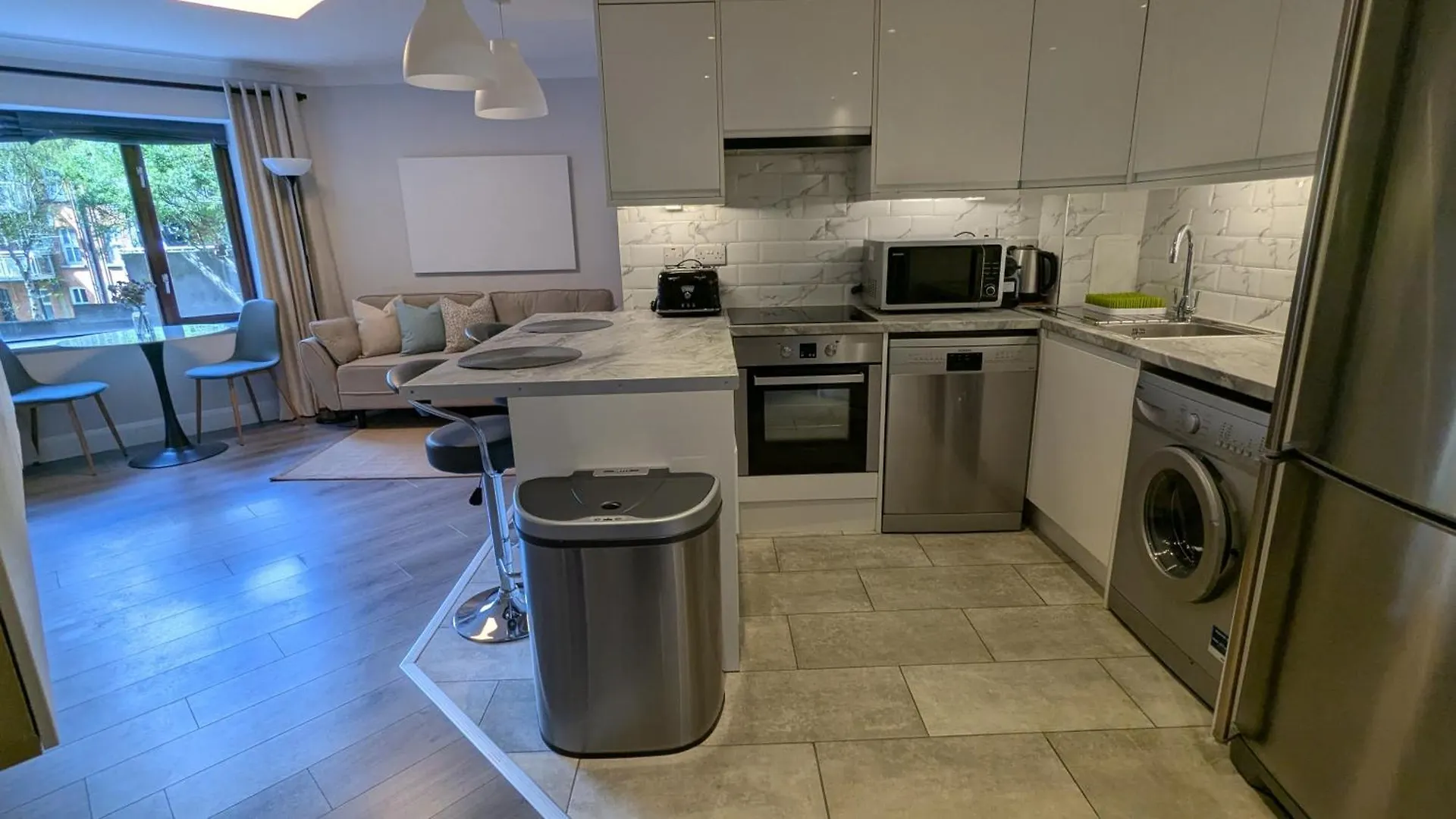 Upgraded & Slick 2Bd Heart Of City At Christchurch Dublino Irlanda