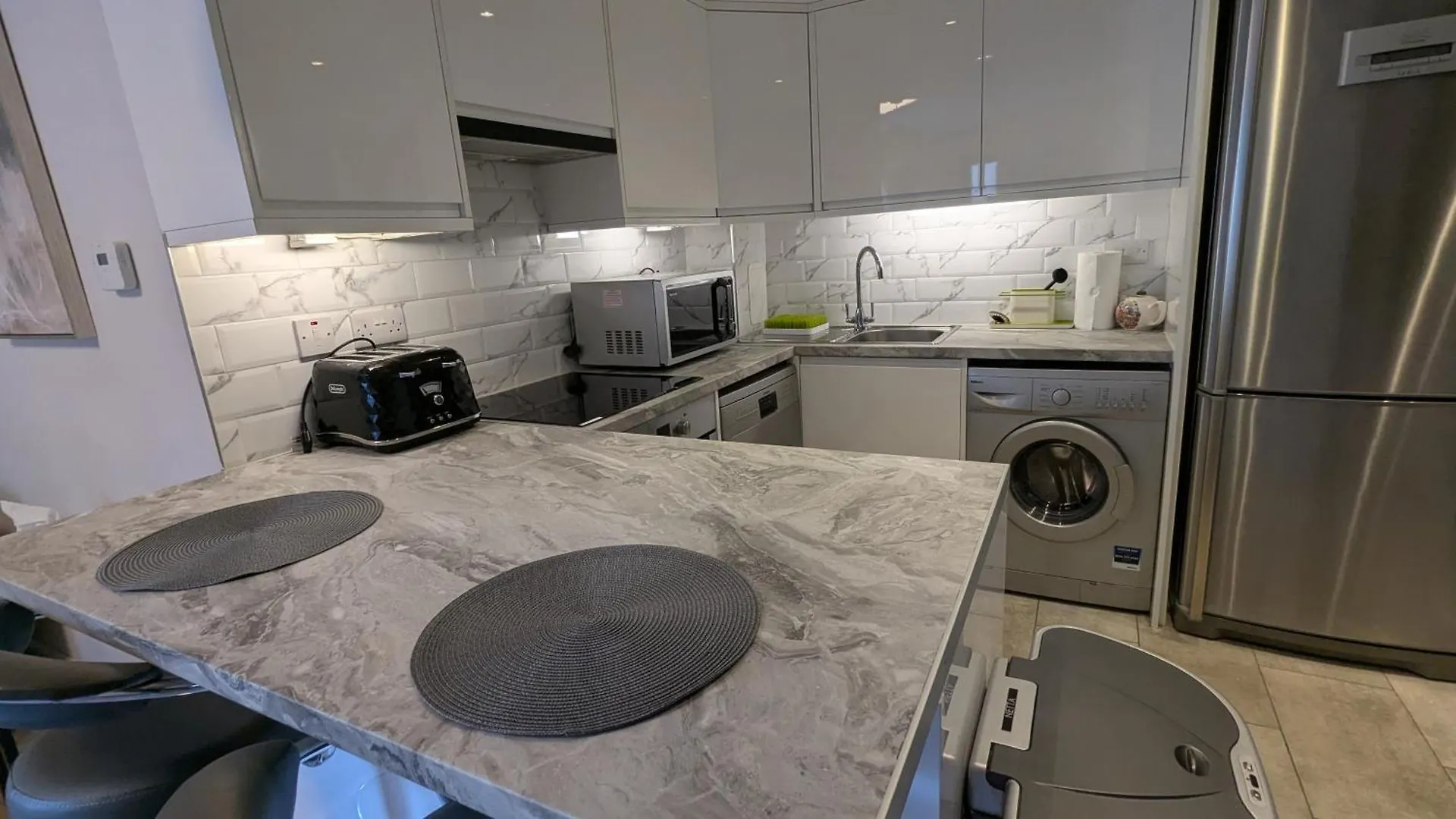Upgraded & Slick 2Bd Heart Of City At Christchurch 都柏林 公寓